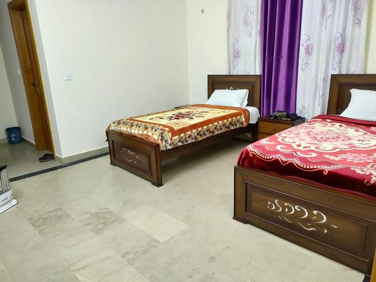 GB Lodging House, Islamabad Bed & Breakfast Bagian luar foto